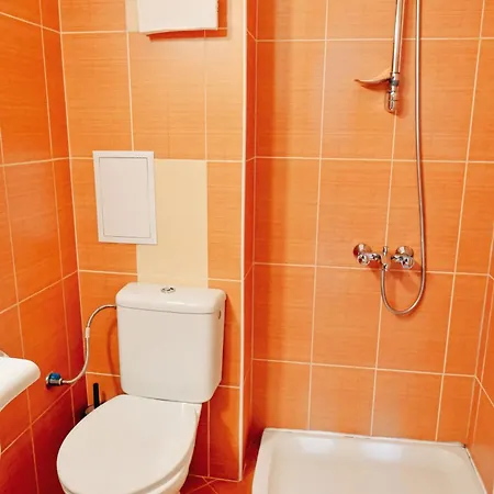 Golf Queen Maria Home2host דירה רזלוג