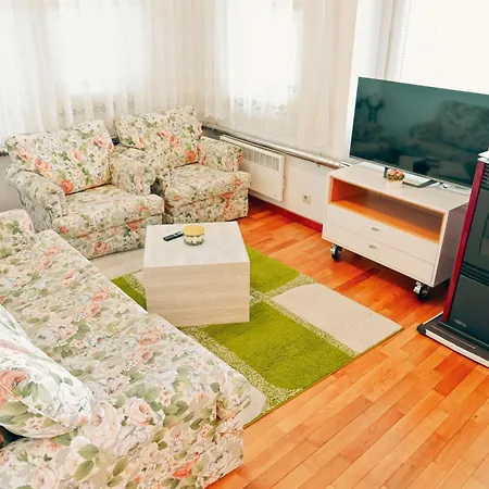 Golf Queen Maria Home2host דירה