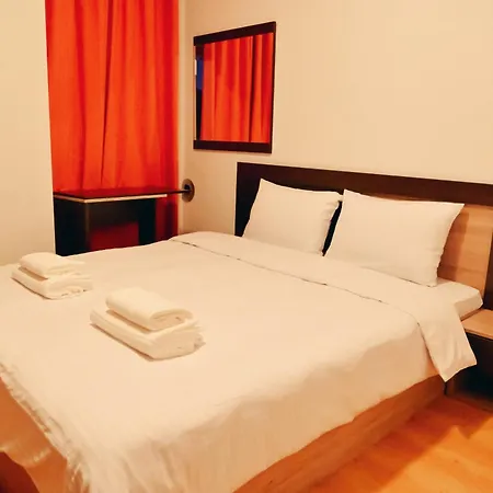 Golf Queen Maria Home2host