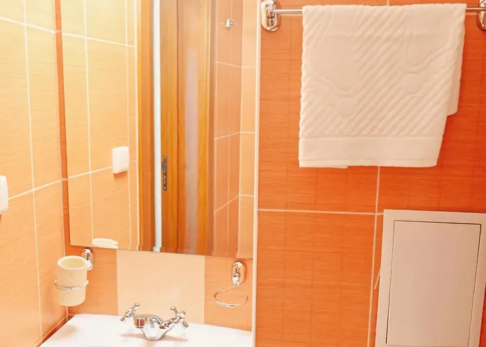 Golf Queen Maria Home2host